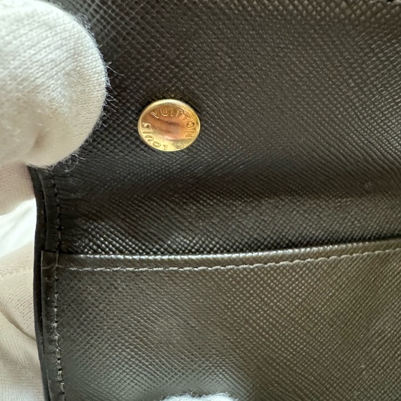 Louis Vuitton Green Monogram Canvas Keyholder Vintage EUC - Picture 12 of 16